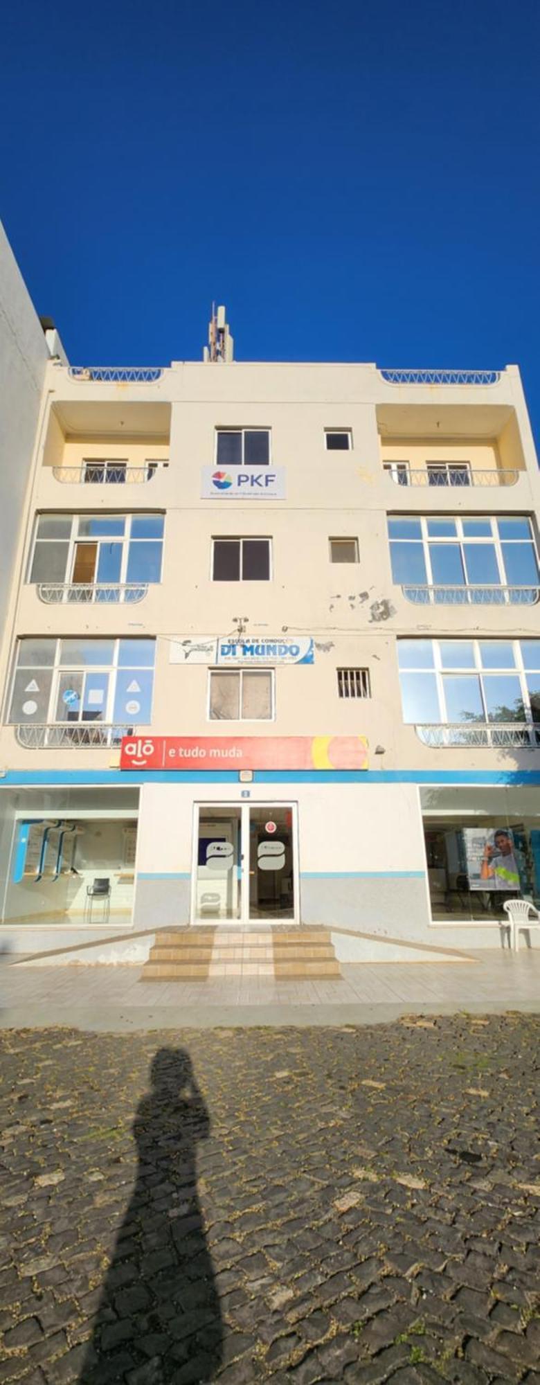 No Cash Accepted-Meeting Point Hostel- Praia, Also In Tarrafal & Fogo Экстерьер фото
