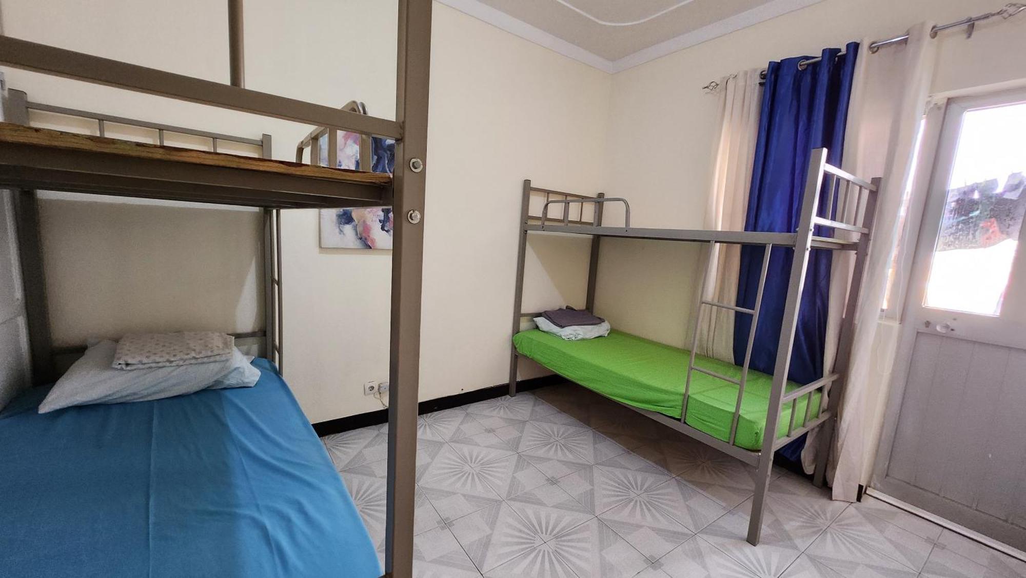 No Cash Accepted-Meeting Point Hostel- Praia, Also In Tarrafal & Fogo Экстерьер фото